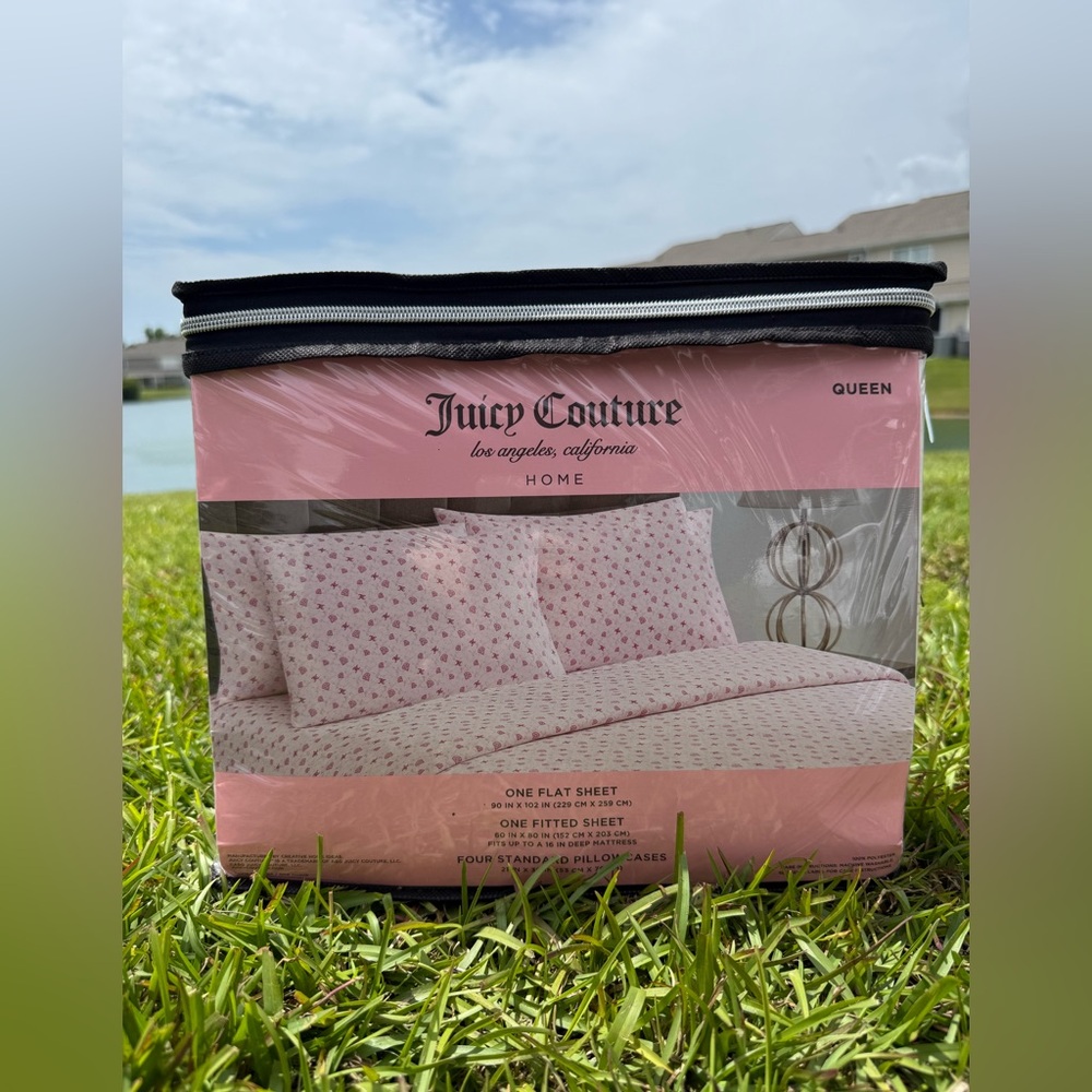 Juicy Couture white with Pink crowns Queen Bedding Set